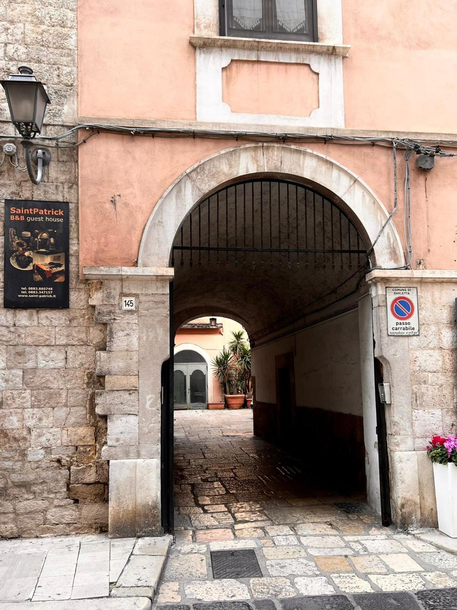Saint Patrick Guest House Barletta Exterior photo