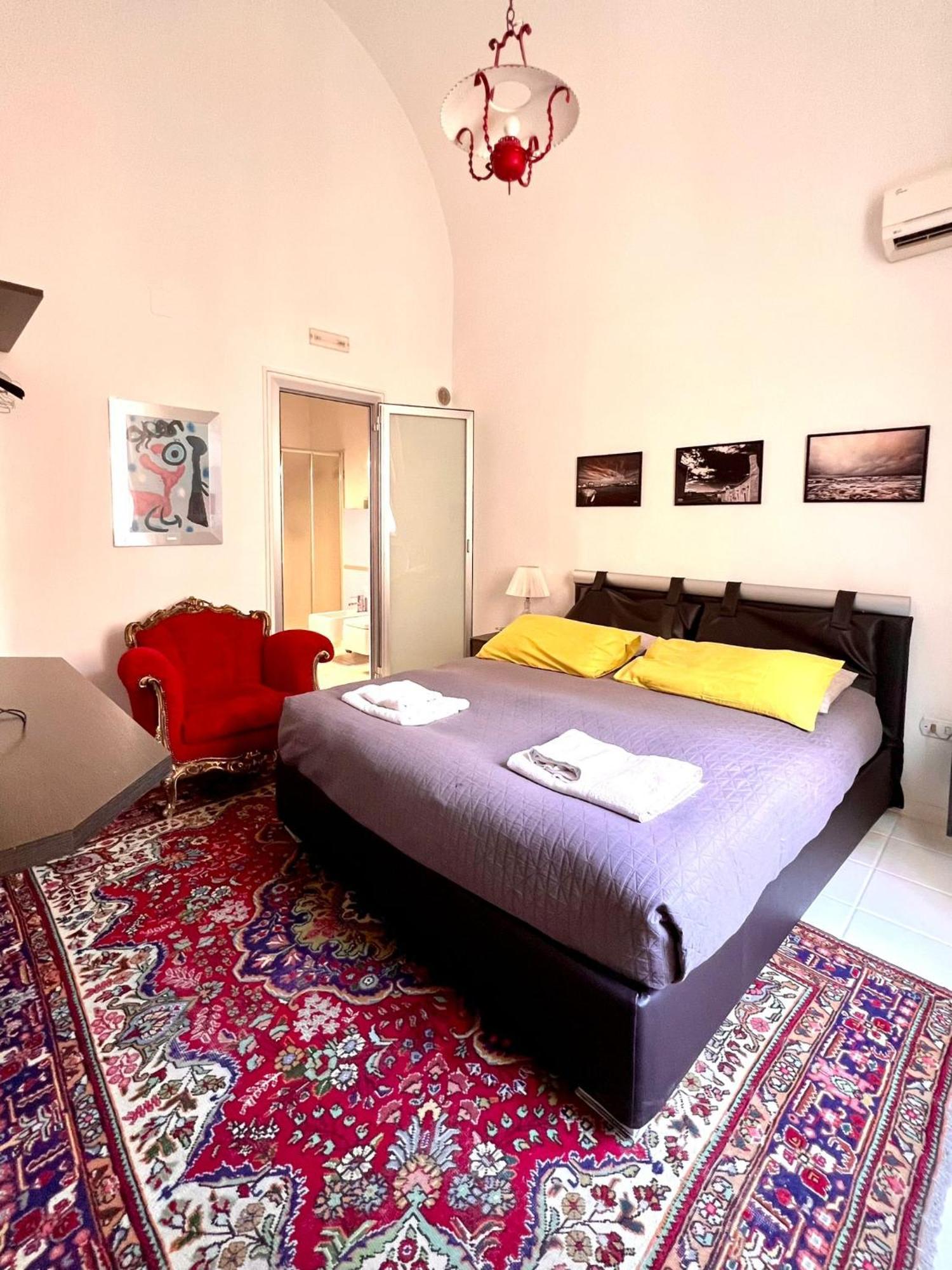 Saint Patrick Guest House Barletta Exterior photo